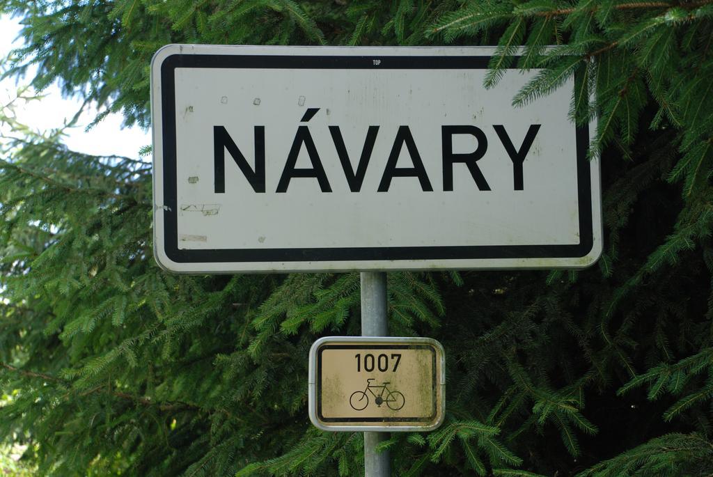 Penzion Staj Navary Apartment Exterior photo