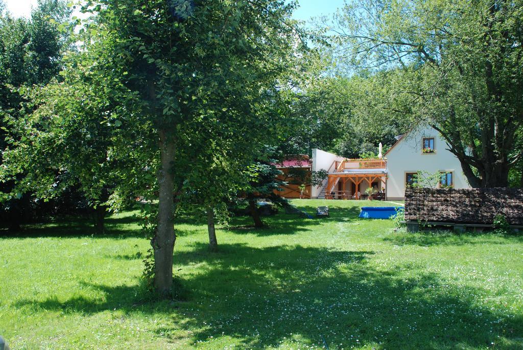 Penzion Staj Navary Apartment Exterior photo